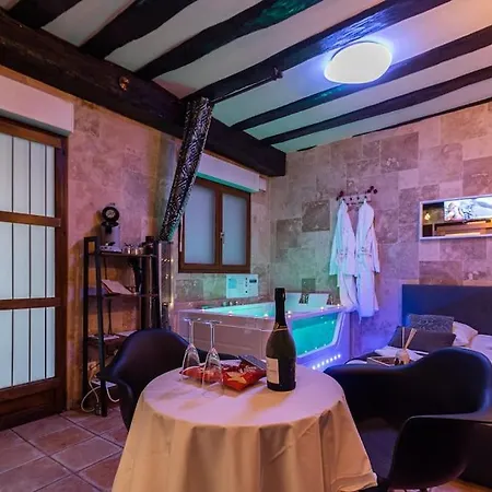 公寓 Bed & - La Parenthese Topdestination-dijon - Centre - Classe 3 Etoiles 第戎